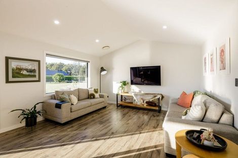 Photo of property in 11 South Oaks Close, Pukemoremore, Cambridge, 3493