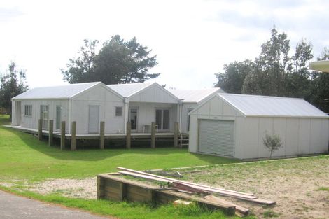 Photo of property in 209 Waimaire Avenue, Matarangi, Whitianga, 3592