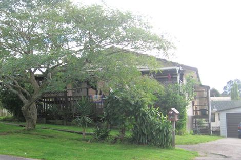 Photo of property in 4 Alidade Place, Massey, Auckland, 0614