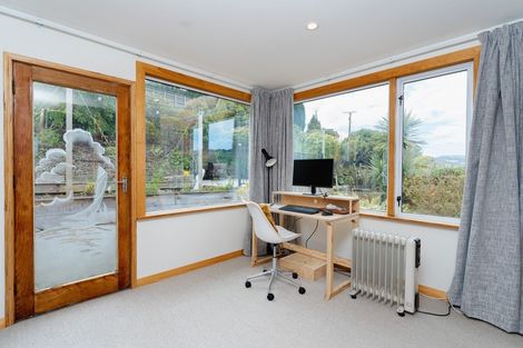 Photo of property in 41 Adderley Terrace, Ravensbourne, Dunedin, 9022