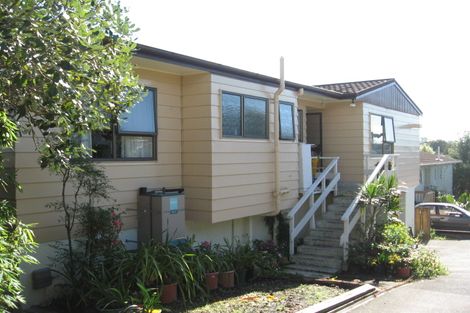 Photo of property in 1/52 Highland Park Drive, Highland Park, Auckland, 2010