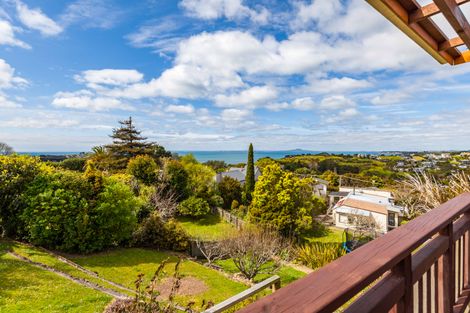 Photo of property in 70 Wade River Road, Stanmore Bay, Whangaparaoa, 0932