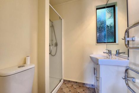 Photo of property in 43b Thatcher Crescent, Crofton Downs, Wellington, 6035