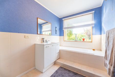 Photo of property in 16 Buchanan Street, Parkside, Timaru, 7910