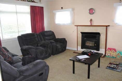 Photo of property in 13 London Street, Dannevirke, 4930