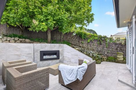 Photo of property in 12a Albert Road, Devonport, Auckland, 0624