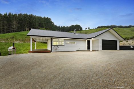 Photo of property in 974 Ohariu Valley Road, Ohariu, Wellington, 6037