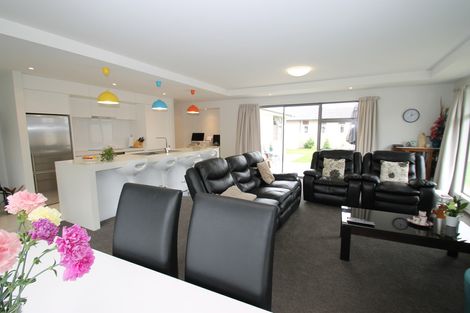 Photo of property in 10 Roblyn Place, Mosgiel, 9024
