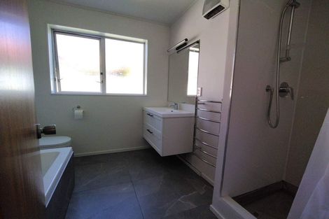 Photo of property in 2/44 Devonshire Road, Miramar, Wellington, 6022