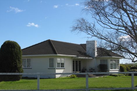 Photo of property in 35 Quinn Road, Levin, 5510