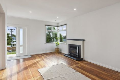 Photo of property in 75 Raumati Road, Raumati Beach, Paraparaumu, 5032