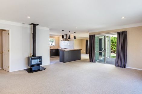 Photo of property in 35 Te Iwiheke Place, Turangi, 3334