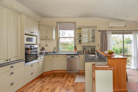 Photo of property in 41 Greta Street, South Hill, Oamaru, 9400