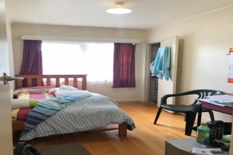 Photo of property in 26 Netherlands Avenue, Kelston, Auckland, 0602