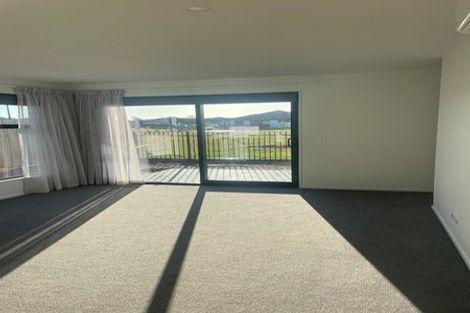 Photo of property in 6 Riroriro Lane, Halswell, Christchurch, 8025