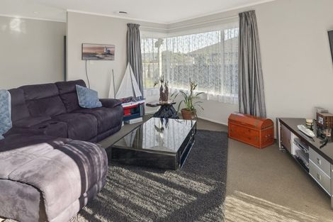 Photo of property in 9 Vining Crescent, Stoke, Nelson, 7011