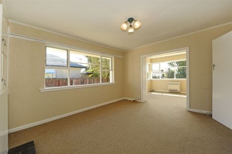 Photo of property in 39 Acacia Avenue, Upper Riccarton, Christchurch, 8041