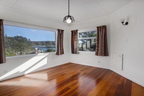 Photo of property in 53a Bayview Road, Paremata, Porirua, 5024