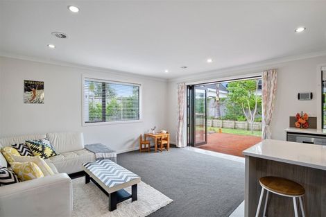 Photo of property in 85 Beatty Road, Pukekohe, 2120