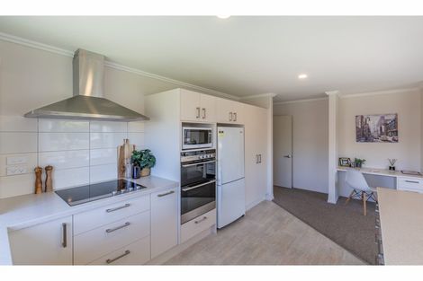 Photo of property in 25 Muir Avenue, Halswell, Christchurch, 8025