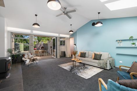 Photo of property in 293 Riverbank Road, Wanaka, 9382