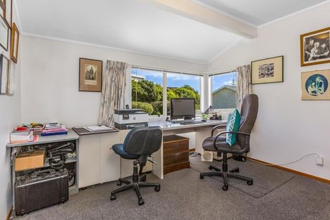 Photo of property in 7 Portage Place, Whitby, Porirua, 5024