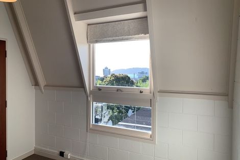 Photo of property in 17/10 Pitarua Street, Thorndon, Wellington, 6011