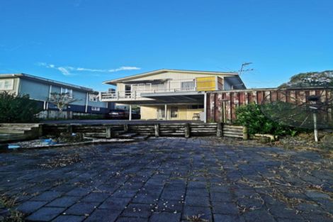 Photo of property in 9 William Souter Street, Forrest Hill, Auckland, 0620