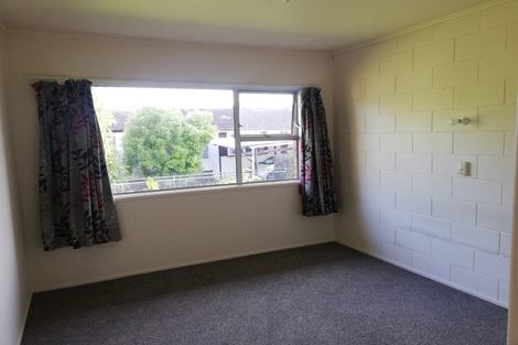 Photo of property in 31 Lynden Avenue, Hillcrest, Auckland, 0627