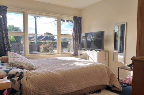 Photo of property in 2/129 Maidstone Road, Ilam, Christchurch, 8041