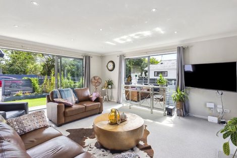 Photo of property in 185 Te Moana Road, Waikanae, 5036