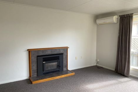 Photo of property in 28 Harlech Street, Oamaru North, Oamaru, 9400