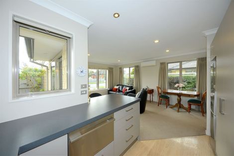 Photo of property in 2 Newall Avenue, Bryndwr, Christchurch, 8052
