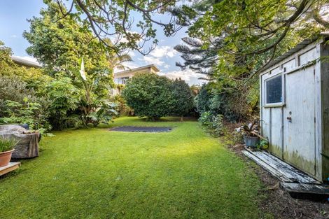 Photo of property in 8 Autere Street, Strandon, New Plymouth, 4312