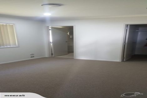 Photo of property in 12a Frederick Place, Whalers Gate, New Plymouth, 4310