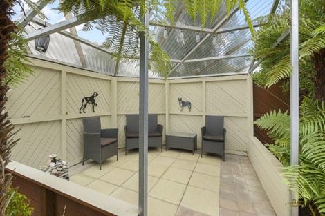 Photo of property in 6 Neave Place, Hillmorton, Christchurch, 8025