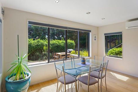 Photo of property in 24 Raukawa Road, Peka Peka, Waikanae, 5391