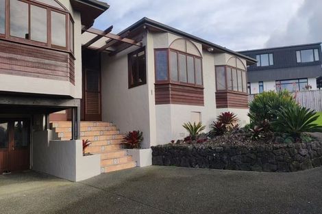 Photo of property in 1 Falmouth Street, Murrays Bay, Auckland, 0630