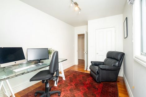 Photo of property in 17 Mcgrath Street, Napier South, Napier, 4110