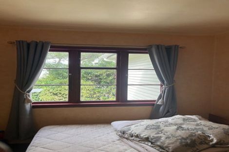 Photo of property in 20 Ranui Terrace, Tawa, Wellington, 5028