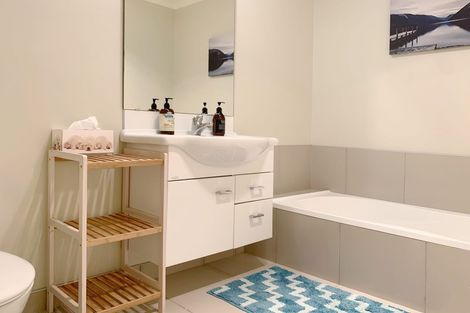 Photo of property in 49 The Track, Takanini, 2112