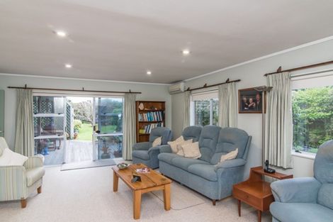 Photo of property in 59 Queens Road, Waikanae Beach, Waikanae, 5036