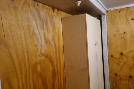 Photo of property in 102 Saddleback Rise, Murrays Bay, Auckland, 0630