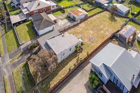 Photo of property in 27 Ruapehu Street, Castlecliff, Whanganui, 4501