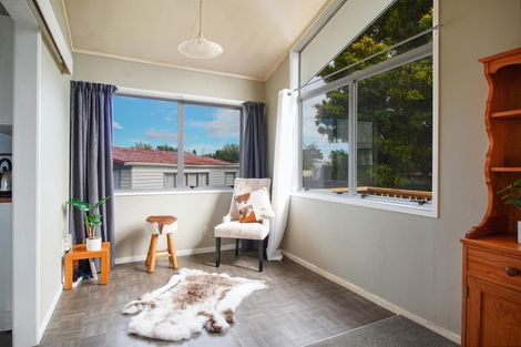 Photo of property in 30 Rewarewa Street, Owhata, Rotorua, 3010