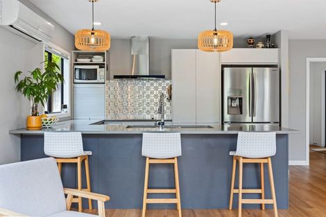 Photo of property in 2 Benmore Crescent, Pyes Pa, Tauranga, 3112