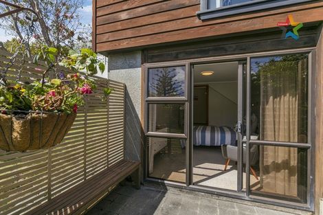 Photo of property in 7 Pekanga Road, Normandale, Lower Hutt, 5010