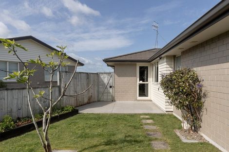 Photo of property in Waterview Estate, 57/4 Greystone Place, Omokoroa, 3114