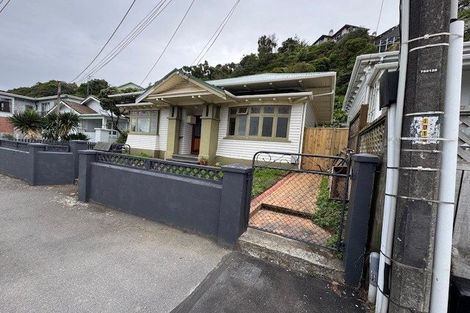 Photo of property in 502 Evans Bay Parade, Hataitai, Wellington, 6021