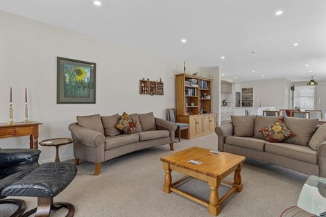 Photo of property in 32 Saint Pauls Drive, Brookfield, Tauranga, 3110
